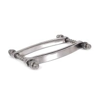 Pussy Spreader /w Spring