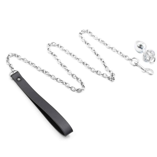 Anal Plug with Chain Leash 2,6 cm