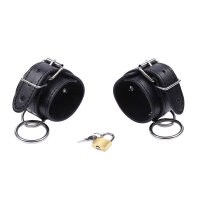 Ohmama Handcuffs with ring black