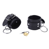 Ohmama Handcuffs with ring black