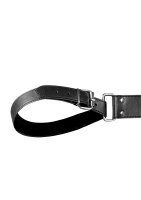 Shots back harness with arm cuffs black