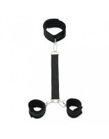 Rimba Soft Bondage Halsband mit abnehmbarem Trageriemen und Handfesseln Schwarz